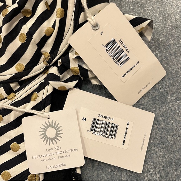 OndadeMar Amapola Ruffled Bikini Boottom and Underwire Top - Picture 12 of 13